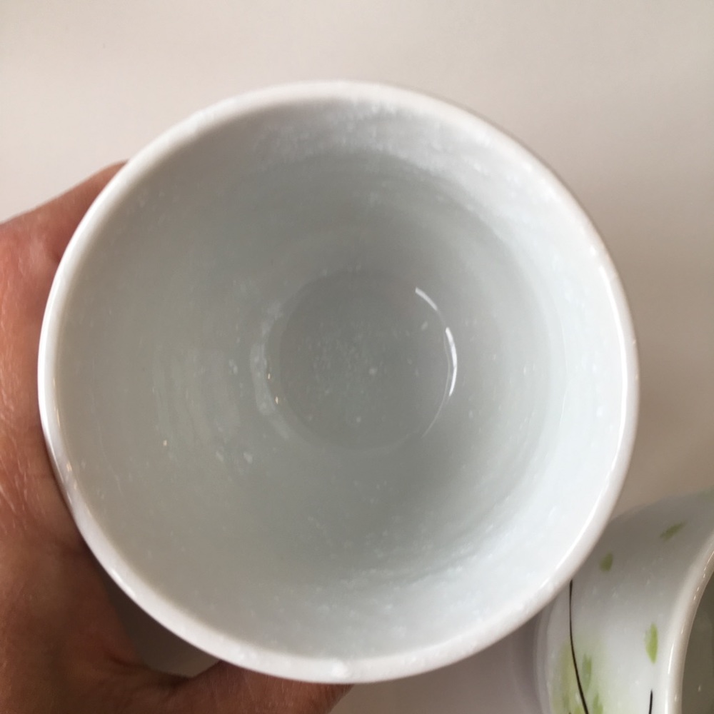 Teacups with White Blossoms - Picture 3 of 5